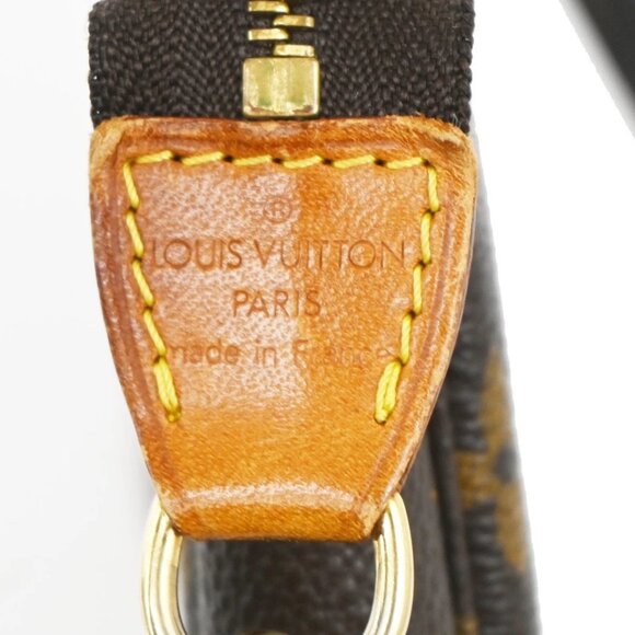 LOUIS VUITTON Pochette Accessoires Shoulder Bag Monogram Leather 498-082025 - Picture 16 of 16